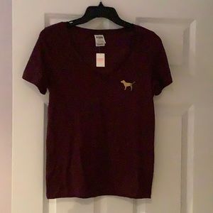 Victoria’s Secret Pink t shirt